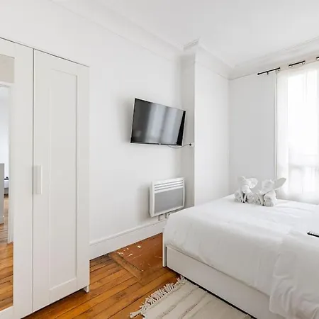 2 Bedrooms#2 Bathrooms#paris 14#alesia Apartment *